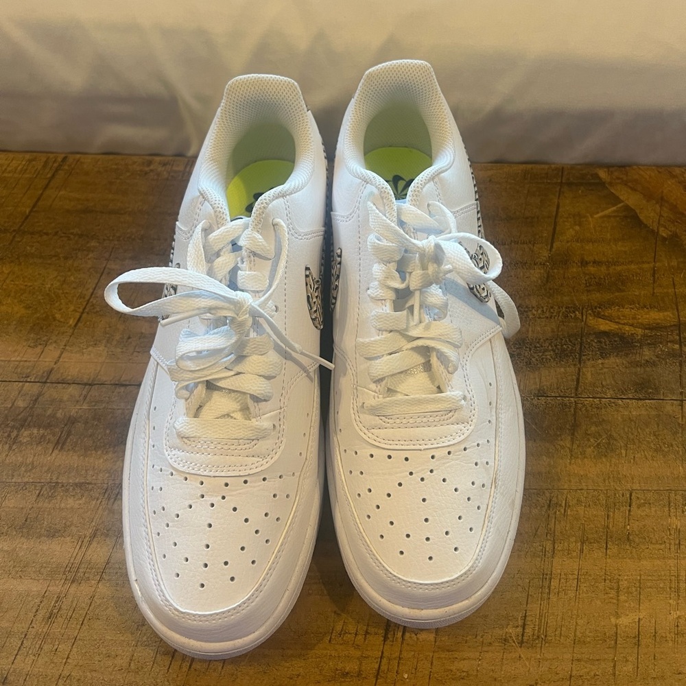 Women's Court Vision Low Casual Sneakers - Picture 3 of 6